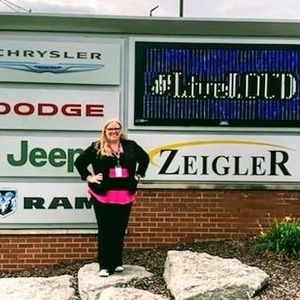 Meet your Posher, Lisa